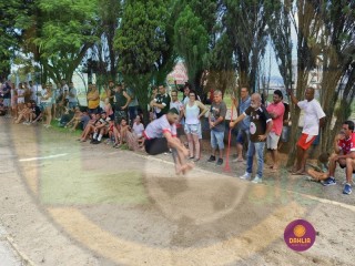 
<a style='margin-left: 5px;' class='btn btn-xs btn-social btn-facebook' href='https://www.facebook.com/sharer/sharer.php?u=https://www.boladovale.com.br/imgs/800-800-90/conteudo/fotos/1425/img3933.jpg' rel='popup' data-width='500' data-height='400'><i class='fa fa-facebook'></i>Compartilhar <span class='hidden-xs'>no Facebook</span>
</a> 
<a class='btn btn-default btn-xs' target='_blank' href='imgs/800-800-90/conteudo/fotos/1425/img3933.jpg'>
<span class='glyphicon glyphicon-cloud-download'></span> Salvar
</a> 
<span></span>