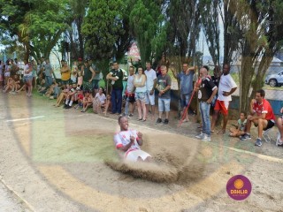 
<a style='margin-left: 5px;' class='btn btn-xs btn-social btn-facebook' href='https://www.facebook.com/sharer/sharer.php?u=https://www.boladovale.com.br/imgs/800-800-90/conteudo/fotos/1425/img3943.jpg' rel='popup' data-width='500' data-height='400'><i class='fa fa-facebook'></i>Compartilhar <span class='hidden-xs'>no Facebook</span>
</a> 
<a class='btn btn-default btn-xs' target='_blank' href='imgs/800-800-90/conteudo/fotos/1425/img3943.jpg'>
<span class='glyphicon glyphicon-cloud-download'></span> Salvar
</a> 
<span></span>
