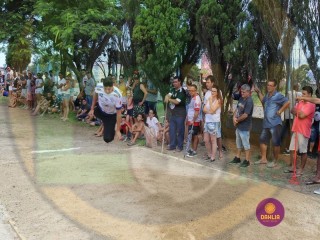 
<a style='margin-left: 5px;' class='btn btn-xs btn-social btn-facebook' href='https://www.facebook.com/sharer/sharer.php?u=https://www.boladovale.com.br/imgs/800-800-90/conteudo/fotos/1425/img3952.jpg' rel='popup' data-width='500' data-height='400'><i class='fa fa-facebook'></i>Compartilhar <span class='hidden-xs'>no Facebook</span>
</a> 
<a class='btn btn-default btn-xs' target='_blank' href='imgs/800-800-90/conteudo/fotos/1425/img3952.jpg'>
<span class='glyphicon glyphicon-cloud-download'></span> Salvar
</a> 
<span></span>