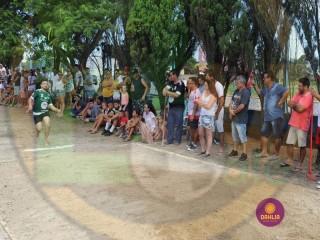 
<a style='margin-left: 5px;' class='btn btn-xs btn-social btn-facebook' href='https://www.facebook.com/sharer/sharer.php?u=https://www.boladovale.com.br/imgs/800-800-90/conteudo/fotos/1425/img3962.jpg' rel='popup' data-width='500' data-height='400'><i class='fa fa-facebook'></i>Compartilhar <span class='hidden-xs'>no Facebook</span>
</a> 
<a class='btn btn-default btn-xs' target='_blank' href='imgs/800-800-90/conteudo/fotos/1425/img3962.jpg'>
<span class='glyphicon glyphicon-cloud-download'></span> Salvar
</a> 
<span></span>