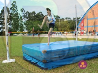 
<a style='margin-left: 5px;' class='btn btn-xs btn-social btn-facebook' href='https://www.facebook.com/sharer/sharer.php?u=https://www.boladovale.com.br/imgs/800-800-90/conteudo/fotos/1426/img6581.jpg' rel='popup' data-width='500' data-height='400'><i class='fa fa-facebook'></i>Compartilhar <span class='hidden-xs'>no Facebook</span>
</a> 
<a class='btn btn-default btn-xs' target='_blank' href='imgs/800-800-90/conteudo/fotos/1426/img6581.jpg'>
<span class='glyphicon glyphicon-cloud-download'></span> Salvar
</a> 
<span></span>