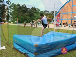 
<a style='margin-left: 5px;' class='btn btn-xs btn-social btn-facebook' href='https://www.facebook.com/sharer/sharer.php?u=https://www.boladovale.com.br/imgs/800-800-90/conteudo/fotos/1426/img6597.jpg' rel='popup' data-width='500' data-height='400'><i class='fa fa-facebook'></i>Compartilhar <span class='hidden-xs'>no Facebook</span>
</a> 
<a class='btn btn-default btn-xs' target='_blank' href='imgs/800-800-90/conteudo/fotos/1426/img6597.jpg'>
<span class='glyphicon glyphicon-cloud-download'></span> Salvar
</a> 
<span></span>