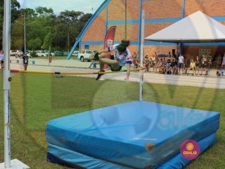 
<a style='margin-left: 5px;' class='btn btn-xs btn-social btn-facebook' href='https://www.facebook.com/sharer/sharer.php?u=https://www.boladovale.com.br/imgs/800-800-90/conteudo/fotos/1426/img6673.jpg' rel='popup' data-width='500' data-height='400'><i class='fa fa-facebook'></i>Compartilhar <span class='hidden-xs'>no Facebook</span>
</a> 
<a class='btn btn-default btn-xs' target='_blank' href='imgs/800-800-90/conteudo/fotos/1426/img6673.jpg'>
<span class='glyphicon glyphicon-cloud-download'></span> Salvar
</a> 
<span></span>