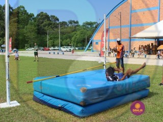
<a style='margin-left: 5px;' class='btn btn-xs btn-social btn-facebook' href='https://www.facebook.com/sharer/sharer.php?u=https://www.boladovale.com.br/imgs/800-800-90/conteudo/fotos/1427/img6686.jpg' rel='popup' data-width='500' data-height='400'><i class='fa fa-facebook'></i>Compartilhar <span class='hidden-xs'>no Facebook</span>
</a> 
<a class='btn btn-default btn-xs' target='_blank' href='imgs/800-800-90/conteudo/fotos/1427/img6686.jpg'>
<span class='glyphicon glyphicon-cloud-download'></span> Salvar
</a> 
<span></span>