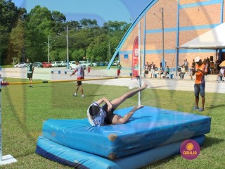 
<a style='margin-left: 5px;' class='btn btn-xs btn-social btn-facebook' href='https://www.facebook.com/sharer/sharer.php?u=https://www.boladovale.com.br/imgs/800-800-90/conteudo/fotos/1427/img6698.jpg' rel='popup' data-width='500' data-height='400'><i class='fa fa-facebook'></i>Compartilhar <span class='hidden-xs'>no Facebook</span>
</a> 
<a class='btn btn-default btn-xs' target='_blank' href='imgs/800-800-90/conteudo/fotos/1427/img6698.jpg'>
<span class='glyphicon glyphicon-cloud-download'></span> Salvar
</a> 
<span></span>