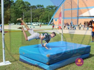
<a style='margin-left: 5px;' class='btn btn-xs btn-social btn-facebook' href='https://www.facebook.com/sharer/sharer.php?u=https://www.boladovale.com.br/imgs/800-800-90/conteudo/fotos/1427/img6713.jpg' rel='popup' data-width='500' data-height='400'><i class='fa fa-facebook'></i>Compartilhar <span class='hidden-xs'>no Facebook</span>
</a> 
<a class='btn btn-default btn-xs' target='_blank' href='imgs/800-800-90/conteudo/fotos/1427/img6713.jpg'>
<span class='glyphicon glyphicon-cloud-download'></span> Salvar
</a> 
<span></span>
