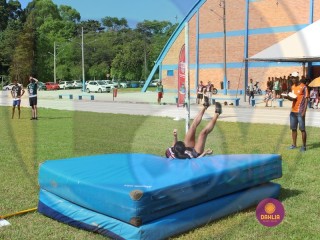 
<a style='margin-left: 5px;' class='btn btn-xs btn-social btn-facebook' href='https://www.facebook.com/sharer/sharer.php?u=https://www.boladovale.com.br/imgs/800-800-90/conteudo/fotos/1427/img6716.jpg' rel='popup' data-width='500' data-height='400'><i class='fa fa-facebook'></i>Compartilhar <span class='hidden-xs'>no Facebook</span>
</a> 
<a class='btn btn-default btn-xs' target='_blank' href='imgs/800-800-90/conteudo/fotos/1427/img6716.jpg'>
<span class='glyphicon glyphicon-cloud-download'></span> Salvar
</a> 
<span></span>