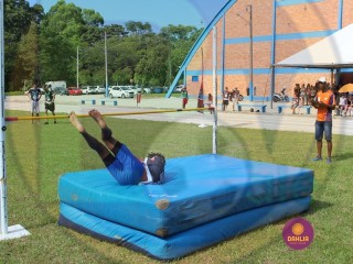 
<a style='margin-left: 5px;' class='btn btn-xs btn-social btn-facebook' href='https://www.facebook.com/sharer/sharer.php?u=https://www.boladovale.com.br/imgs/800-800-90/conteudo/fotos/1427/img6719.jpg' rel='popup' data-width='500' data-height='400'><i class='fa fa-facebook'></i>Compartilhar <span class='hidden-xs'>no Facebook</span>
</a> 
<a class='btn btn-default btn-xs' target='_blank' href='imgs/800-800-90/conteudo/fotos/1427/img6719.jpg'>
<span class='glyphicon glyphicon-cloud-download'></span> Salvar
</a> 
<span></span>