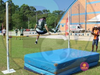 
<a style='margin-left: 5px;' class='btn btn-xs btn-social btn-facebook' href='https://www.facebook.com/sharer/sharer.php?u=https://www.boladovale.com.br/imgs/800-800-90/conteudo/fotos/1427/img6733.jpg' rel='popup' data-width='500' data-height='400'><i class='fa fa-facebook'></i>Compartilhar <span class='hidden-xs'>no Facebook</span>
</a> 
<a class='btn btn-default btn-xs' target='_blank' href='imgs/800-800-90/conteudo/fotos/1427/img6733.jpg'>
<span class='glyphicon glyphicon-cloud-download'></span> Salvar
</a> 
<span></span>