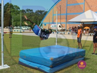 
<a style='margin-left: 5px;' class='btn btn-xs btn-social btn-facebook' href='https://www.facebook.com/sharer/sharer.php?u=https://www.boladovale.com.br/imgs/800-800-90/conteudo/fotos/1427/img6756.jpg' rel='popup' data-width='500' data-height='400'><i class='fa fa-facebook'></i>Compartilhar <span class='hidden-xs'>no Facebook</span>
</a> 
<a class='btn btn-default btn-xs' target='_blank' href='imgs/800-800-90/conteudo/fotos/1427/img6756.jpg'>
<span class='glyphicon glyphicon-cloud-download'></span> Salvar
</a> 
<span></span>