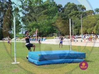 
<a style='margin-left: 5px;' class='btn btn-xs btn-social btn-facebook' href='https://www.facebook.com/sharer/sharer.php?u=https://www.boladovale.com.br/imgs/800-800-90/conteudo/fotos/1427/img6787.jpg' rel='popup' data-width='500' data-height='400'><i class='fa fa-facebook'></i>Compartilhar <span class='hidden-xs'>no Facebook</span>
</a> 
<a class='btn btn-default btn-xs' target='_blank' href='imgs/800-800-90/conteudo/fotos/1427/img6787.jpg'>
<span class='glyphicon glyphicon-cloud-download'></span> Salvar
</a> 
<span></span>