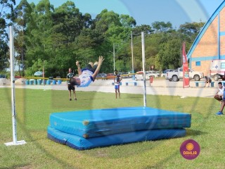 
<a style='margin-left: 5px;' class='btn btn-xs btn-social btn-facebook' href='https://www.facebook.com/sharer/sharer.php?u=https://www.boladovale.com.br/imgs/800-800-90/conteudo/fotos/1427/img6801.jpg' rel='popup' data-width='500' data-height='400'><i class='fa fa-facebook'></i>Compartilhar <span class='hidden-xs'>no Facebook</span>
</a> 
<a class='btn btn-default btn-xs' target='_blank' href='imgs/800-800-90/conteudo/fotos/1427/img6801.jpg'>
<span class='glyphicon glyphicon-cloud-download'></span> Salvar
</a> 
<span></span>