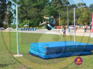 
<a style='margin-left: 5px;' class='btn btn-xs btn-social btn-facebook' href='https://www.facebook.com/sharer/sharer.php?u=https://www.boladovale.com.br/imgs/800-800-90/conteudo/fotos/1427/img6804.jpg' rel='popup' data-width='500' data-height='400'><i class='fa fa-facebook'></i>Compartilhar <span class='hidden-xs'>no Facebook</span>
</a> 
<a class='btn btn-default btn-xs' target='_blank' href='imgs/800-800-90/conteudo/fotos/1427/img6804.jpg'>
<span class='glyphicon glyphicon-cloud-download'></span> Salvar
</a> 
<span></span>