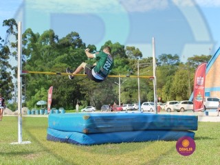 
<a style='margin-left: 5px;' class='btn btn-xs btn-social btn-facebook' href='https://www.facebook.com/sharer/sharer.php?u=https://www.boladovale.com.br/imgs/800-800-90/conteudo/fotos/1427/img6834.jpg' rel='popup' data-width='500' data-height='400'><i class='fa fa-facebook'></i>Compartilhar <span class='hidden-xs'>no Facebook</span>
</a> 
<a class='btn btn-default btn-xs' target='_blank' href='imgs/800-800-90/conteudo/fotos/1427/img6834.jpg'>
<span class='glyphicon glyphicon-cloud-download'></span> Salvar
</a> 
<span></span>