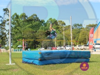 
<a style='margin-left: 5px;' class='btn btn-xs btn-social btn-facebook' href='https://www.facebook.com/sharer/sharer.php?u=https://www.boladovale.com.br/imgs/800-800-90/conteudo/fotos/1427/img6836.jpg' rel='popup' data-width='500' data-height='400'><i class='fa fa-facebook'></i>Compartilhar <span class='hidden-xs'>no Facebook</span>
</a> 
<a class='btn btn-default btn-xs' target='_blank' href='imgs/800-800-90/conteudo/fotos/1427/img6836.jpg'>
<span class='glyphicon glyphicon-cloud-download'></span> Salvar
</a> 
<span></span>