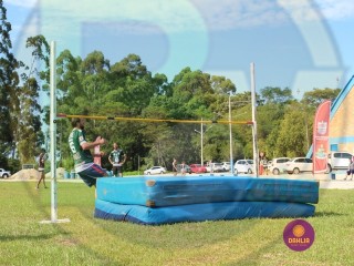 
<a style='margin-left: 5px;' class='btn btn-xs btn-social btn-facebook' href='https://www.facebook.com/sharer/sharer.php?u=https://www.boladovale.com.br/imgs/800-800-90/conteudo/fotos/1427/img6851.jpg' rel='popup' data-width='500' data-height='400'><i class='fa fa-facebook'></i>Compartilhar <span class='hidden-xs'>no Facebook</span>
</a> 
<a class='btn btn-default btn-xs' target='_blank' href='imgs/800-800-90/conteudo/fotos/1427/img6851.jpg'>
<span class='glyphicon glyphicon-cloud-download'></span> Salvar
</a> 
<span></span>