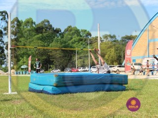 
<a style='margin-left: 5px;' class='btn btn-xs btn-social btn-facebook' href='https://www.facebook.com/sharer/sharer.php?u=https://www.boladovale.com.br/imgs/800-800-90/conteudo/fotos/1427/img6856.jpg' rel='popup' data-width='500' data-height='400'><i class='fa fa-facebook'></i>Compartilhar <span class='hidden-xs'>no Facebook</span>
</a> 
<a class='btn btn-default btn-xs' target='_blank' href='imgs/800-800-90/conteudo/fotos/1427/img6856.jpg'>
<span class='glyphicon glyphicon-cloud-download'></span> Salvar
</a> 
<span></span>
