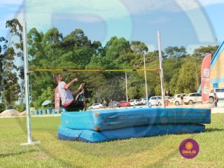 
<a style='margin-left: 5px;' class='btn btn-xs btn-social btn-facebook' href='https://www.facebook.com/sharer/sharer.php?u=https://www.boladovale.com.br/imgs/800-800-90/conteudo/fotos/1427/img6873.jpg' rel='popup' data-width='500' data-height='400'><i class='fa fa-facebook'></i>Compartilhar <span class='hidden-xs'>no Facebook</span>
</a> 
<a class='btn btn-default btn-xs' target='_blank' href='imgs/800-800-90/conteudo/fotos/1427/img6873.jpg'>
<span class='glyphicon glyphicon-cloud-download'></span> Salvar
</a> 
<span></span>
