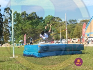 
<a style='margin-left: 5px;' class='btn btn-xs btn-social btn-facebook' href='https://www.facebook.com/sharer/sharer.php?u=https://www.boladovale.com.br/imgs/800-800-90/conteudo/fotos/1427/img6902.jpg' rel='popup' data-width='500' data-height='400'><i class='fa fa-facebook'></i>Compartilhar <span class='hidden-xs'>no Facebook</span>
</a> 
<a class='btn btn-default btn-xs' target='_blank' href='imgs/800-800-90/conteudo/fotos/1427/img6902.jpg'>
<span class='glyphicon glyphicon-cloud-download'></span> Salvar
</a> 
<span></span>