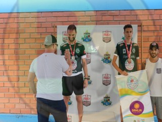 
<a style='margin-left: 5px;' class='btn btn-xs btn-social btn-facebook' href='https://www.facebook.com/sharer/sharer.php?u=https://www.boladovale.com.br/imgs/800-800-90/conteudo/fotos/1427/img7343.jpg' rel='popup' data-width='500' data-height='400'><i class='fa fa-facebook'></i>Compartilhar <span class='hidden-xs'>no Facebook</span>
</a> 
<a class='btn btn-default btn-xs' target='_blank' href='imgs/800-800-90/conteudo/fotos/1427/img7343.jpg'>
<span class='glyphicon glyphicon-cloud-download'></span> Salvar
</a> 
<span></span>