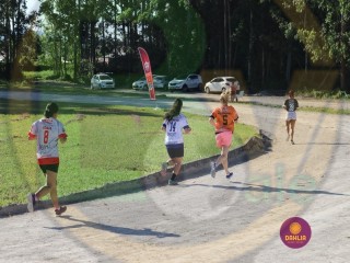 
<a style='margin-left: 5px;' class='btn btn-xs btn-social btn-facebook' href='https://www.facebook.com/sharer/sharer.php?u=https://www.boladovale.com.br/imgs/800-800-90/conteudo/fotos/1428/img6945.jpg' rel='popup' data-width='500' data-height='400'><i class='fa fa-facebook'></i>Compartilhar <span class='hidden-xs'>no Facebook</span>
</a> 
<a class='btn btn-default btn-xs' target='_blank' href='imgs/800-800-90/conteudo/fotos/1428/img6945.jpg'>
<span class='glyphicon glyphicon-cloud-download'></span> Salvar
</a> 
<span></span>