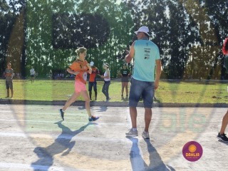 
<a style='margin-left: 5px;' class='btn btn-xs btn-social btn-facebook' href='https://www.facebook.com/sharer/sharer.php?u=https://www.boladovale.com.br/imgs/800-800-90/conteudo/fotos/1428/img6974.jpg' rel='popup' data-width='500' data-height='400'><i class='fa fa-facebook'></i>Compartilhar <span class='hidden-xs'>no Facebook</span>
</a> 
<a class='btn btn-default btn-xs' target='_blank' href='imgs/800-800-90/conteudo/fotos/1428/img6974.jpg'>
<span class='glyphicon glyphicon-cloud-download'></span> Salvar
</a> 
<span></span>