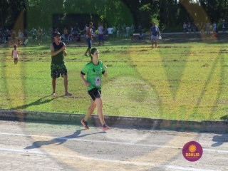 
<a style='margin-left: 5px;' class='btn btn-xs btn-social btn-facebook' href='https://www.facebook.com/sharer/sharer.php?u=https://www.boladovale.com.br/imgs/800-800-90/conteudo/fotos/1428/img6994.jpg' rel='popup' data-width='500' data-height='400'><i class='fa fa-facebook'></i>Compartilhar <span class='hidden-xs'>no Facebook</span>
</a> 
<a class='btn btn-default btn-xs' target='_blank' href='imgs/800-800-90/conteudo/fotos/1428/img6994.jpg'>
<span class='glyphicon glyphicon-cloud-download'></span> Salvar
</a> 
<span></span>