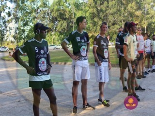 
<a style='margin-left: 5px;' class='btn btn-xs btn-social btn-facebook' href='https://www.facebook.com/sharer/sharer.php?u=https://www.boladovale.com.br/imgs/800-800-90/conteudo/fotos/1429/img7009.jpg' rel='popup' data-width='500' data-height='400'><i class='fa fa-facebook'></i>Compartilhar <span class='hidden-xs'>no Facebook</span>
</a> 
<a class='btn btn-default btn-xs' target='_blank' href='imgs/800-800-90/conteudo/fotos/1429/img7009.jpg'>
<span class='glyphicon glyphicon-cloud-download'></span> Salvar
</a> 
<span></span>