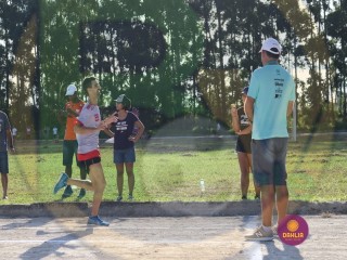 
<a style='margin-left: 5px;' class='btn btn-xs btn-social btn-facebook' href='https://www.facebook.com/sharer/sharer.php?u=https://www.boladovale.com.br/imgs/800-800-90/conteudo/fotos/1429/img7088.jpg' rel='popup' data-width='500' data-height='400'><i class='fa fa-facebook'></i>Compartilhar <span class='hidden-xs'>no Facebook</span>
</a> 
<a class='btn btn-default btn-xs' target='_blank' href='imgs/800-800-90/conteudo/fotos/1429/img7088.jpg'>
<span class='glyphicon glyphicon-cloud-download'></span> Salvar
</a> 
<span></span>