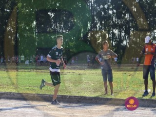 
<a style='margin-left: 5px;' class='btn btn-xs btn-social btn-facebook' href='https://www.facebook.com/sharer/sharer.php?u=https://www.boladovale.com.br/imgs/800-800-90/conteudo/fotos/1429/img7095.jpg' rel='popup' data-width='500' data-height='400'><i class='fa fa-facebook'></i>Compartilhar <span class='hidden-xs'>no Facebook</span>
</a> 
<a class='btn btn-default btn-xs' target='_blank' href='imgs/800-800-90/conteudo/fotos/1429/img7095.jpg'>
<span class='glyphicon glyphicon-cloud-download'></span> Salvar
</a> 
<span></span>