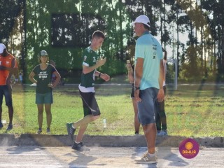 
<a style='margin-left: 5px;' class='btn btn-xs btn-social btn-facebook' href='https://www.facebook.com/sharer/sharer.php?u=https://www.boladovale.com.br/imgs/800-800-90/conteudo/fotos/1429/img7096.jpg' rel='popup' data-width='500' data-height='400'><i class='fa fa-facebook'></i>Compartilhar <span class='hidden-xs'>no Facebook</span>
</a> 
<a class='btn btn-default btn-xs' target='_blank' href='imgs/800-800-90/conteudo/fotos/1429/img7096.jpg'>
<span class='glyphicon glyphicon-cloud-download'></span> Salvar
</a> 
<span></span>