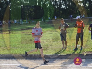 
<a style='margin-left: 5px;' class='btn btn-xs btn-social btn-facebook' href='https://www.facebook.com/sharer/sharer.php?u=https://www.boladovale.com.br/imgs/800-800-90/conteudo/fotos/1429/img7113.jpg' rel='popup' data-width='500' data-height='400'><i class='fa fa-facebook'></i>Compartilhar <span class='hidden-xs'>no Facebook</span>
</a> 
<a class='btn btn-default btn-xs' target='_blank' href='imgs/800-800-90/conteudo/fotos/1429/img7113.jpg'>
<span class='glyphicon glyphicon-cloud-download'></span> Salvar
</a> 
<span></span>