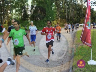 
<a style='margin-left: 5px;' class='btn btn-xs btn-social btn-facebook' href='https://www.facebook.com/sharer/sharer.php?u=https://www.boladovale.com.br/imgs/800-800-90/conteudo/fotos/1431/img7155.jpg' rel='popup' data-width='500' data-height='400'><i class='fa fa-facebook'></i>Compartilhar <span class='hidden-xs'>no Facebook</span>
</a> 
<a class='btn btn-default btn-xs' target='_blank' href='imgs/800-800-90/conteudo/fotos/1431/img7155.jpg'>
<span class='glyphicon glyphicon-cloud-download'></span> Salvar
</a> 
<span></span>