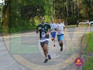 
<a style='margin-left: 5px;' class='btn btn-xs btn-social btn-facebook' href='https://www.facebook.com/sharer/sharer.php?u=https://www.boladovale.com.br/imgs/800-800-90/conteudo/fotos/1431/img7175.jpg' rel='popup' data-width='500' data-height='400'><i class='fa fa-facebook'></i>Compartilhar <span class='hidden-xs'>no Facebook</span>
</a> 
<a class='btn btn-default btn-xs' target='_blank' href='imgs/800-800-90/conteudo/fotos/1431/img7175.jpg'>
<span class='glyphicon glyphicon-cloud-download'></span> Salvar
</a> 
<span></span>