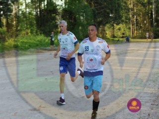
<a style='margin-left: 5px;' class='btn btn-xs btn-social btn-facebook' href='https://www.facebook.com/sharer/sharer.php?u=https://www.boladovale.com.br/imgs/800-800-90/conteudo/fotos/1431/img7178.jpg' rel='popup' data-width='500' data-height='400'><i class='fa fa-facebook'></i>Compartilhar <span class='hidden-xs'>no Facebook</span>
</a> 
<a class='btn btn-default btn-xs' target='_blank' href='imgs/800-800-90/conteudo/fotos/1431/img7178.jpg'>
<span class='glyphicon glyphicon-cloud-download'></span> Salvar
</a> 
<span></span>