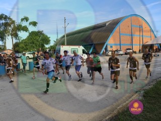 
<a style='margin-left: 5px;' class='btn btn-xs btn-social btn-facebook' href='https://www.facebook.com/sharer/sharer.php?u=https://www.boladovale.com.br/imgs/800-800-90/conteudo/fotos/1431/img7214.jpg' rel='popup' data-width='500' data-height='400'><i class='fa fa-facebook'></i>Compartilhar <span class='hidden-xs'>no Facebook</span>
</a> 
<a class='btn btn-default btn-xs' target='_blank' href='imgs/800-800-90/conteudo/fotos/1431/img7214.jpg'>
<span class='glyphicon glyphicon-cloud-download'></span> Salvar
</a> 
<span></span>
