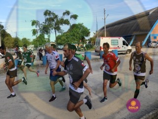
<a style='margin-left: 5px;' class='btn btn-xs btn-social btn-facebook' href='https://www.facebook.com/sharer/sharer.php?u=https://www.boladovale.com.br/imgs/800-800-90/conteudo/fotos/1431/img7218.jpg' rel='popup' data-width='500' data-height='400'><i class='fa fa-facebook'></i>Compartilhar <span class='hidden-xs'>no Facebook</span>
</a> 
<a class='btn btn-default btn-xs' target='_blank' href='imgs/800-800-90/conteudo/fotos/1431/img7218.jpg'>
<span class='glyphicon glyphicon-cloud-download'></span> Salvar
</a> 
<span></span>
