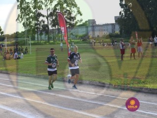 
<a style='margin-left: 5px;' class='btn btn-xs btn-social btn-facebook' href='https://www.facebook.com/sharer/sharer.php?u=https://www.boladovale.com.br/imgs/800-800-90/conteudo/fotos/1431/img7250.jpg' rel='popup' data-width='500' data-height='400'><i class='fa fa-facebook'></i>Compartilhar <span class='hidden-xs'>no Facebook</span>
</a> 
<a class='btn btn-default btn-xs' target='_blank' href='imgs/800-800-90/conteudo/fotos/1431/img7250.jpg'>
<span class='glyphicon glyphicon-cloud-download'></span> Salvar
</a> 
<span></span>