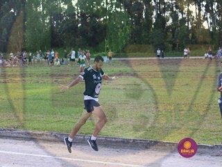 
<a style='margin-left: 5px;' class='btn btn-xs btn-social btn-facebook' href='https://www.facebook.com/sharer/sharer.php?u=https://www.boladovale.com.br/imgs/800-800-90/conteudo/fotos/1431/img7255.jpg' rel='popup' data-width='500' data-height='400'><i class='fa fa-facebook'></i>Compartilhar <span class='hidden-xs'>no Facebook</span>
</a> 
<a class='btn btn-default btn-xs' target='_blank' href='imgs/800-800-90/conteudo/fotos/1431/img7255.jpg'>
<span class='glyphicon glyphicon-cloud-download'></span> Salvar
</a> 
<span></span>