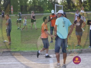 
<a style='margin-left: 5px;' class='btn btn-xs btn-social btn-facebook' href='https://www.facebook.com/sharer/sharer.php?u=https://www.boladovale.com.br/imgs/800-800-90/conteudo/fotos/1431/img7283.jpg' rel='popup' data-width='500' data-height='400'><i class='fa fa-facebook'></i>Compartilhar <span class='hidden-xs'>no Facebook</span>
</a> 
<a class='btn btn-default btn-xs' target='_blank' href='imgs/800-800-90/conteudo/fotos/1431/img7283.jpg'>
<span class='glyphicon glyphicon-cloud-download'></span> Salvar
</a> 
<span></span>
