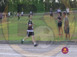 
<a style='margin-left: 5px;' class='btn btn-xs btn-social btn-facebook' href='https://www.facebook.com/sharer/sharer.php?u=https://www.boladovale.com.br/imgs/800-800-90/conteudo/fotos/1431/img7285.jpg' rel='popup' data-width='500' data-height='400'><i class='fa fa-facebook'></i>Compartilhar <span class='hidden-xs'>no Facebook</span>
</a> 
<a class='btn btn-default btn-xs' target='_blank' href='imgs/800-800-90/conteudo/fotos/1431/img7285.jpg'>
<span class='glyphicon glyphicon-cloud-download'></span> Salvar
</a> 
<span></span>