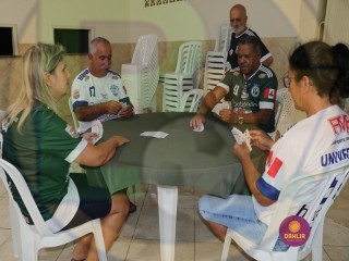 
<a style='margin-left: 5px;' class='btn btn-xs btn-social btn-facebook' href='https://www.facebook.com/sharer/sharer.php?u=https://www.boladovale.com.br/imgs/800-800-90/conteudo/fotos/1432/img7415.jpg' rel='popup' data-width='500' data-height='400'><i class='fa fa-facebook'></i>Compartilhar <span class='hidden-xs'>no Facebook</span>
</a> 
<a class='btn btn-default btn-xs' target='_blank' href='imgs/800-800-90/conteudo/fotos/1432/img7415.jpg'>
<span class='glyphicon glyphicon-cloud-download'></span> Salvar
</a> 
<span></span>