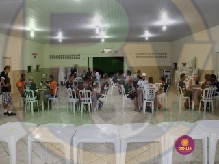 
<a style='margin-left: 5px;' class='btn btn-xs btn-social btn-facebook' href='https://www.facebook.com/sharer/sharer.php?u=https://www.boladovale.com.br/imgs/800-800-90/conteudo/fotos/1432/img7433.jpg' rel='popup' data-width='500' data-height='400'><i class='fa fa-facebook'></i>Compartilhar <span class='hidden-xs'>no Facebook</span>
</a> 
<a class='btn btn-default btn-xs' target='_blank' href='imgs/800-800-90/conteudo/fotos/1432/img7433.jpg'>
<span class='glyphicon glyphicon-cloud-download'></span> Salvar
</a> 
<span></span>