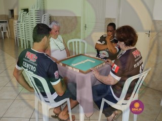 
<a style='margin-left: 5px;' class='btn btn-xs btn-social btn-facebook' href='https://www.facebook.com/sharer/sharer.php?u=https://www.boladovale.com.br/imgs/800-800-90/conteudo/fotos/1432/img7446.jpg' rel='popup' data-width='500' data-height='400'><i class='fa fa-facebook'></i>Compartilhar <span class='hidden-xs'>no Facebook</span>
</a> 
<a class='btn btn-default btn-xs' target='_blank' href='imgs/800-800-90/conteudo/fotos/1432/img7446.jpg'>
<span class='glyphicon glyphicon-cloud-download'></span> Salvar
</a> 
<span></span>