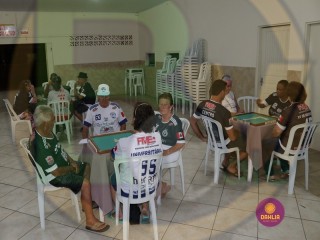 
<a style='margin-left: 5px;' class='btn btn-xs btn-social btn-facebook' href='https://www.facebook.com/sharer/sharer.php?u=https://www.boladovale.com.br/imgs/800-800-90/conteudo/fotos/1432/img7448.jpg' rel='popup' data-width='500' data-height='400'><i class='fa fa-facebook'></i>Compartilhar <span class='hidden-xs'>no Facebook</span>
</a> 
<a class='btn btn-default btn-xs' target='_blank' href='imgs/800-800-90/conteudo/fotos/1432/img7448.jpg'>
<span class='glyphicon glyphicon-cloud-download'></span> Salvar
</a> 
<span></span>