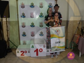 
<a style='margin-left: 5px;' class='btn btn-xs btn-social btn-facebook' href='https://www.facebook.com/sharer/sharer.php?u=https://www.boladovale.com.br/imgs/800-800-90/conteudo/fotos/1432/img7452.jpg' rel='popup' data-width='500' data-height='400'><i class='fa fa-facebook'></i>Compartilhar <span class='hidden-xs'>no Facebook</span>
</a> 
<a class='btn btn-default btn-xs' target='_blank' href='imgs/800-800-90/conteudo/fotos/1432/img7452.jpg'>
<span class='glyphicon glyphicon-cloud-download'></span> Salvar
</a> 
<span></span>