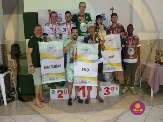 
<a style='margin-left: 5px;' class='btn btn-xs btn-social btn-facebook' href='https://www.facebook.com/sharer/sharer.php?u=https://www.boladovale.com.br/imgs/800-800-90/conteudo/fotos/1432/img7470.jpg' rel='popup' data-width='500' data-height='400'><i class='fa fa-facebook'></i>Compartilhar <span class='hidden-xs'>no Facebook</span>
</a> 
<a class='btn btn-default btn-xs' target='_blank' href='imgs/800-800-90/conteudo/fotos/1432/img7470.jpg'>
<span class='glyphicon glyphicon-cloud-download'></span> Salvar
</a> 
<span></span>