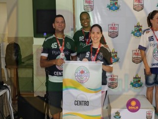 
<a style='margin-left: 5px;' class='btn btn-xs btn-social btn-facebook' href='https://www.facebook.com/sharer/sharer.php?u=https://www.boladovale.com.br/imgs/800-800-90/conteudo/fotos/1432/img7476.jpg' rel='popup' data-width='500' data-height='400'><i class='fa fa-facebook'></i>Compartilhar <span class='hidden-xs'>no Facebook</span>
</a> 
<a class='btn btn-default btn-xs' target='_blank' href='imgs/800-800-90/conteudo/fotos/1432/img7476.jpg'>
<span class='glyphicon glyphicon-cloud-download'></span> Salvar
</a> 
<span></span>