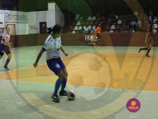 
<a style='margin-left: 5px;' class='btn btn-xs btn-social btn-facebook' href='https://www.facebook.com/sharer/sharer.php?u=https://www.boladovale.com.br/imgs/800-800-90/conteudo/fotos/1433/img7233.jpg' rel='popup' data-width='500' data-height='400'><i class='fa fa-facebook'></i>Compartilhar <span class='hidden-xs'>no Facebook</span>
</a> 
<a class='btn btn-default btn-xs' target='_blank' href='imgs/800-800-90/conteudo/fotos/1433/img7233.jpg'>
<span class='glyphicon glyphicon-cloud-download'></span> Salvar
</a> 
<span></span>