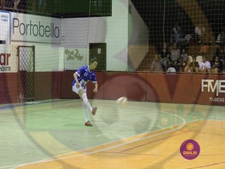 
<a style='margin-left: 5px;' class='btn btn-xs btn-social btn-facebook' href='https://www.facebook.com/sharer/sharer.php?u=https://www.boladovale.com.br/imgs/800-800-90/conteudo/fotos/1433/img7311.jpg' rel='popup' data-width='500' data-height='400'><i class='fa fa-facebook'></i>Compartilhar <span class='hidden-xs'>no Facebook</span>
</a> 
<a class='btn btn-default btn-xs' target='_blank' href='imgs/800-800-90/conteudo/fotos/1433/img7311.jpg'>
<span class='glyphicon glyphicon-cloud-download'></span> Salvar
</a> 
<span></span>
